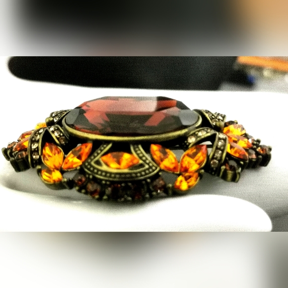 Joan Rivers Signed Vintage  Topaz Rhinestone Brooch Pin - Picture 4 of 9